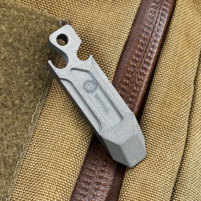 Keychain Multi Tool - 야외용 휴대용 EDC 다기능 티타늄 합금